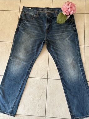 NWOT Men’s American Eagle Classic Straight Jeans, sz 38/32